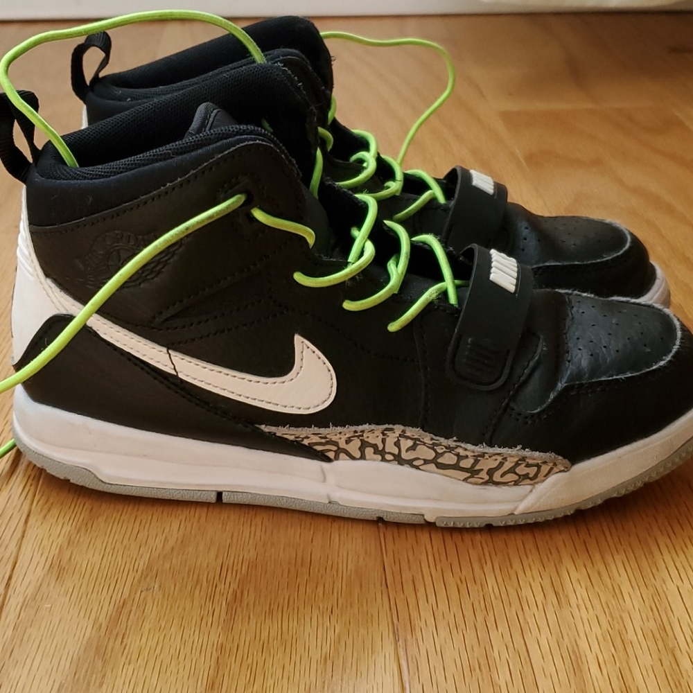 Jordan legacy 312 kids